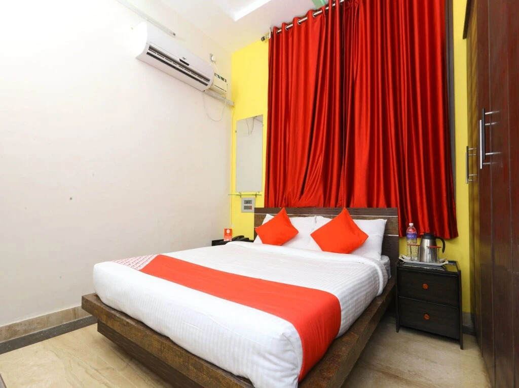 Sreenivas Serviced Apartment