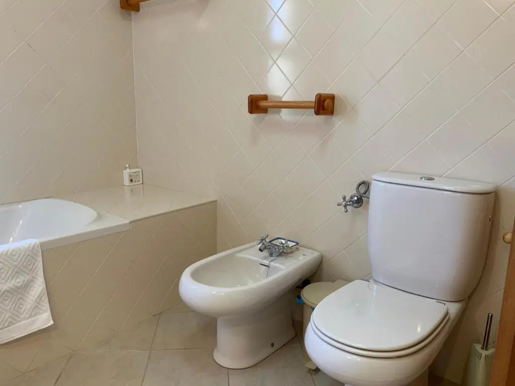 Guest House Alfarrobeiras