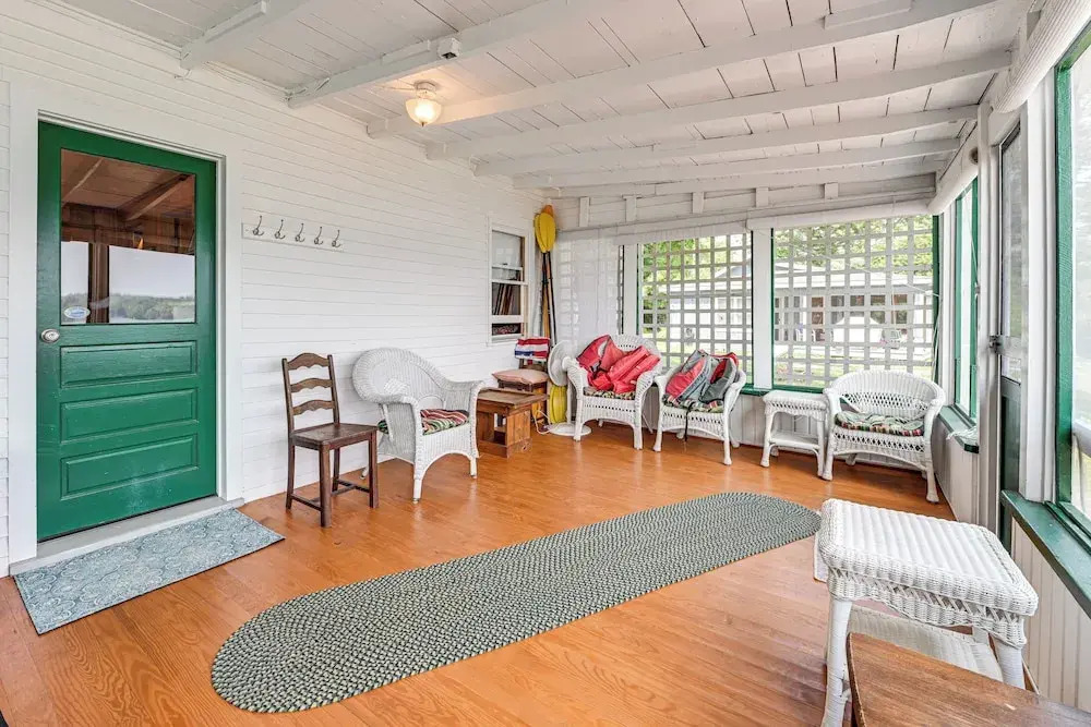 Dock & Rowboat: 'beechnut Bungalow' on Keuka Lake