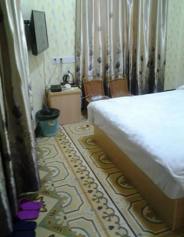 Wanhua Hotel