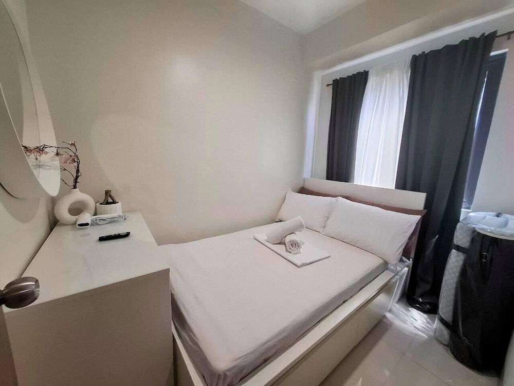 Shore 3 Residences