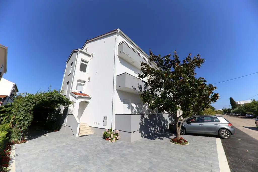 Apartments Doris