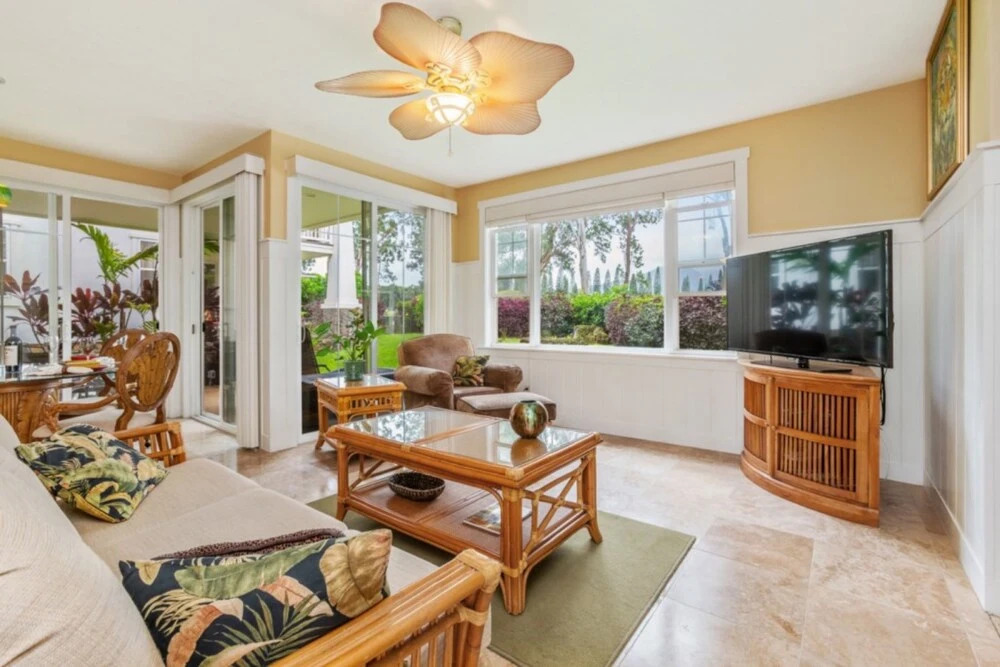Plantation Princeville 711 by CMD