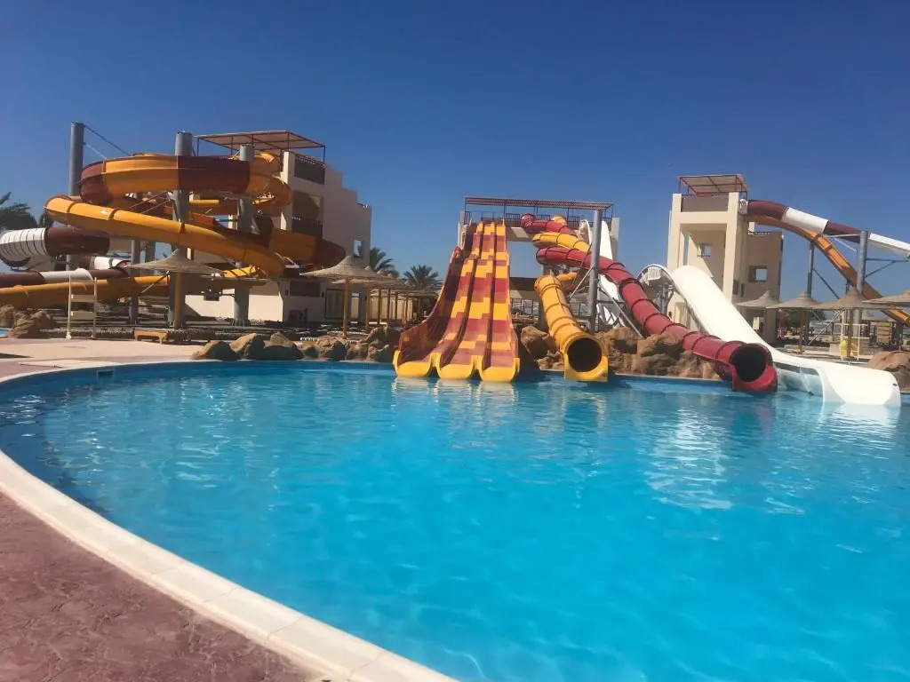 LuxApartment 3BHK At Nubia Aqua Beach Resort