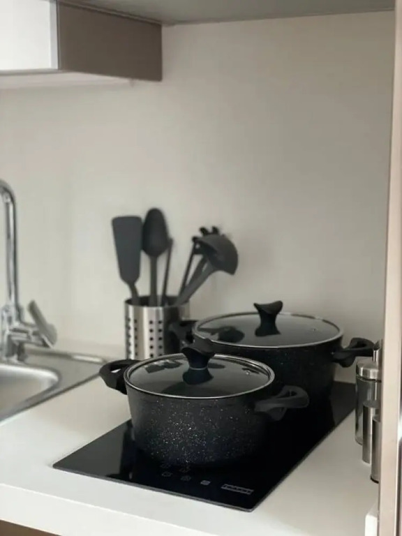 Brand-new Studio Apartment Near Mall of Istanbul