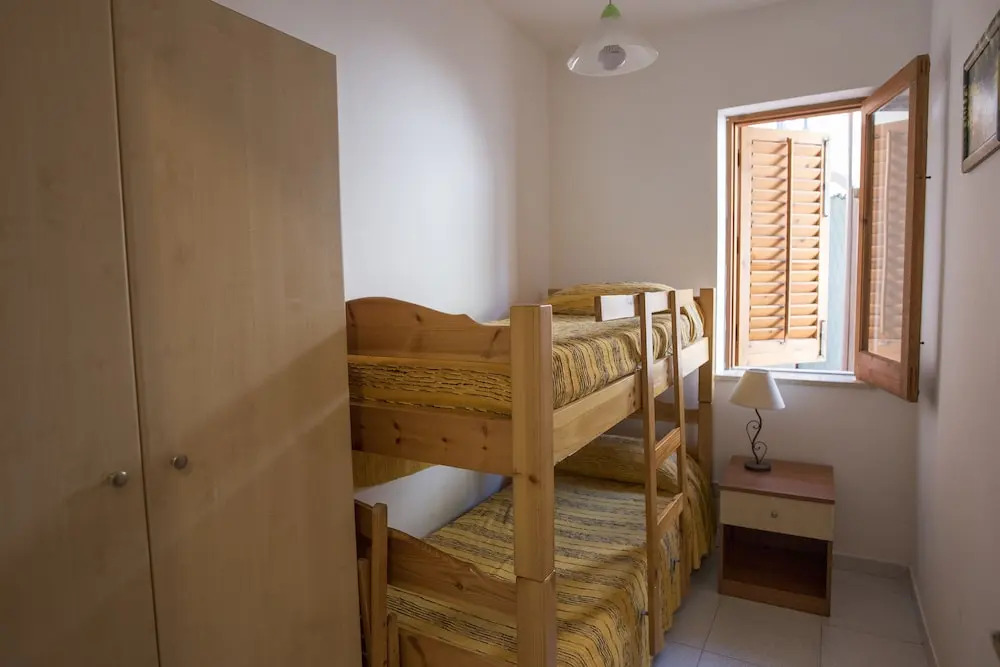 Sea Front Apartment 5 Beds With Balcony 250 Meters From the Beach