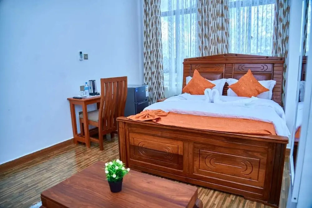 Sumni Hotel