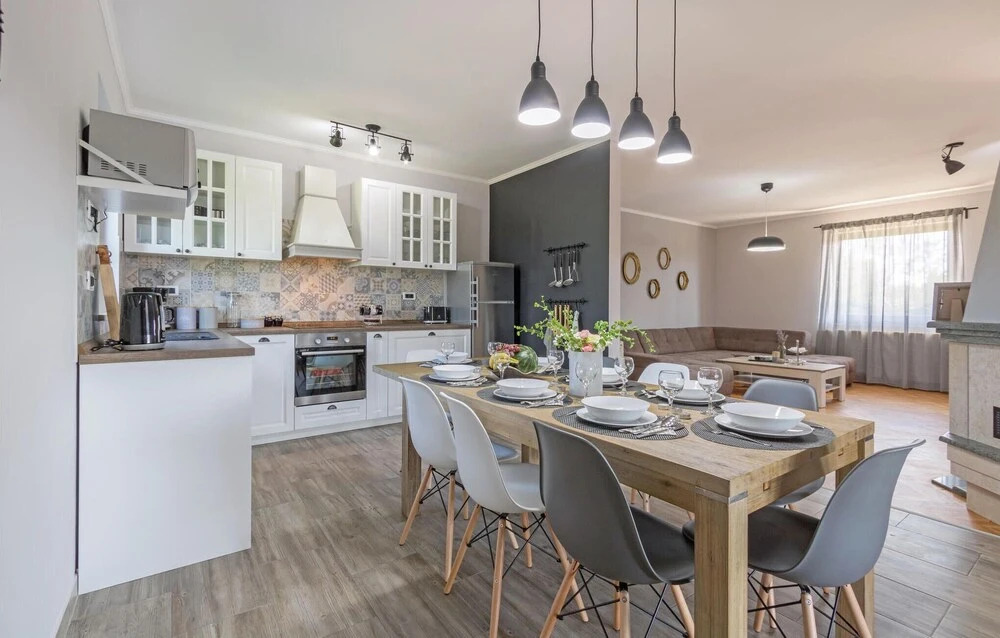 Pet Friendly Home In Bale