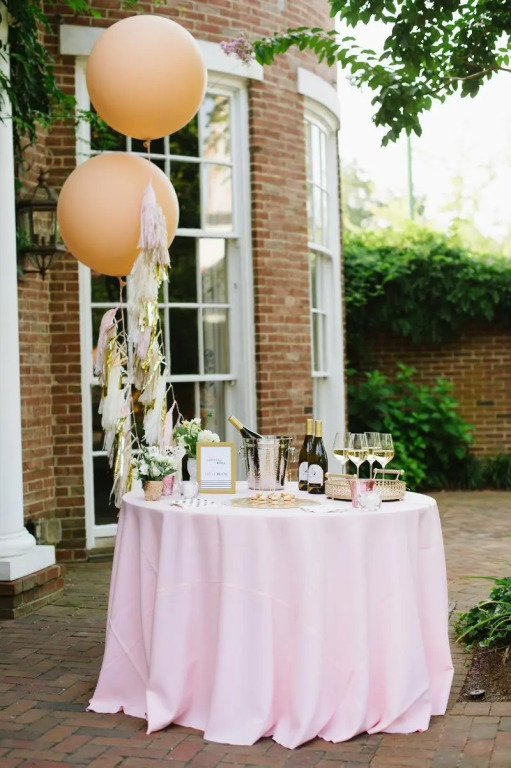 The Tidewater Inn