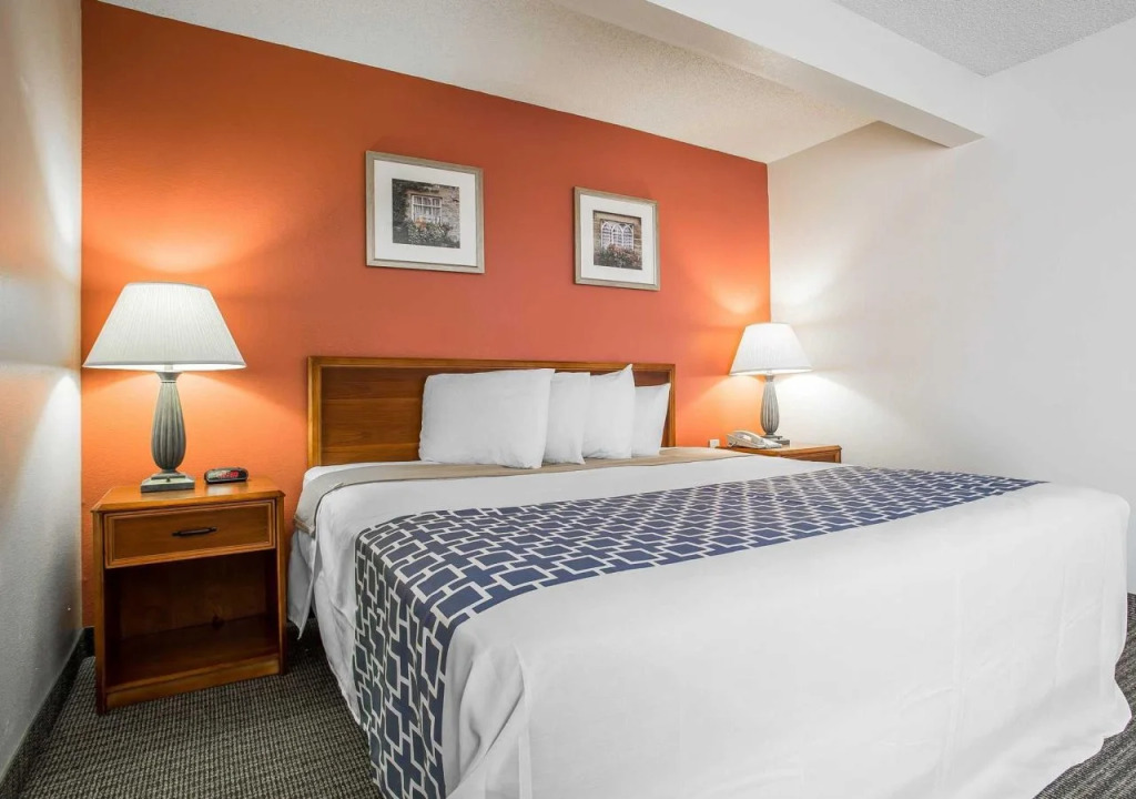 Siegel Suites Columbia Apartments