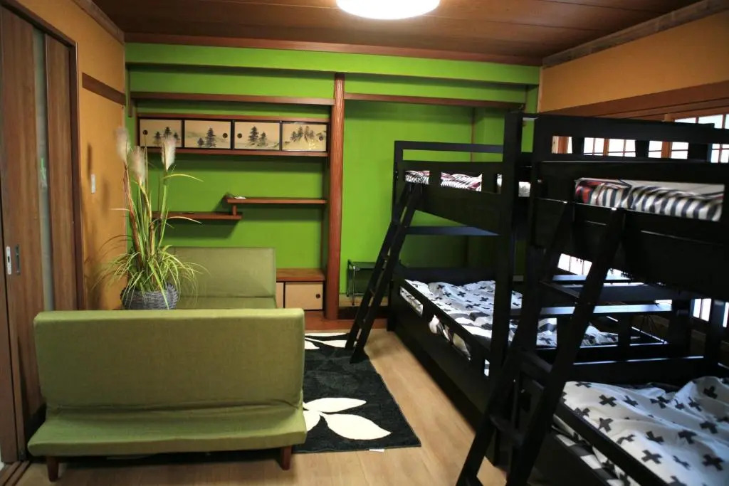 Maru House - Hostel