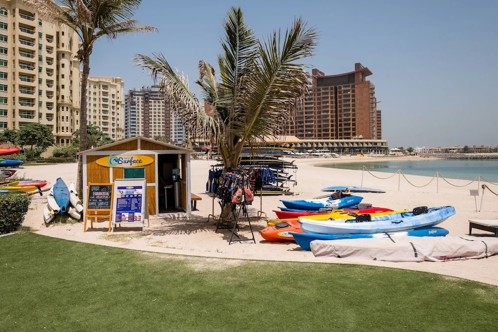 Maison Privee - Beach Access Apt w/ Burj & Sea Views on The Palm