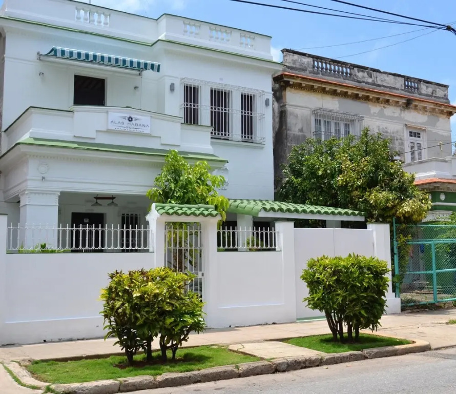 Alas Habana B&B