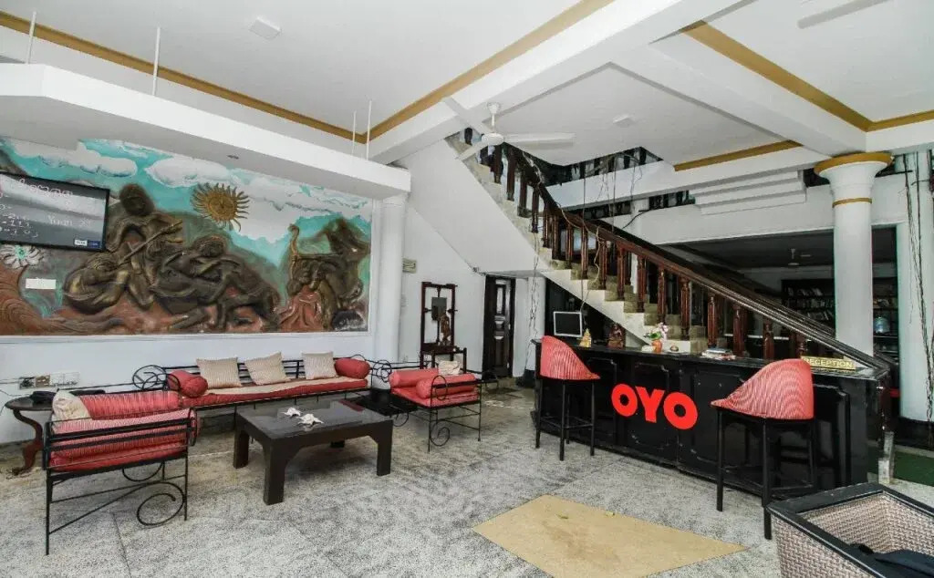 Hotel Paras by OYO Rooms