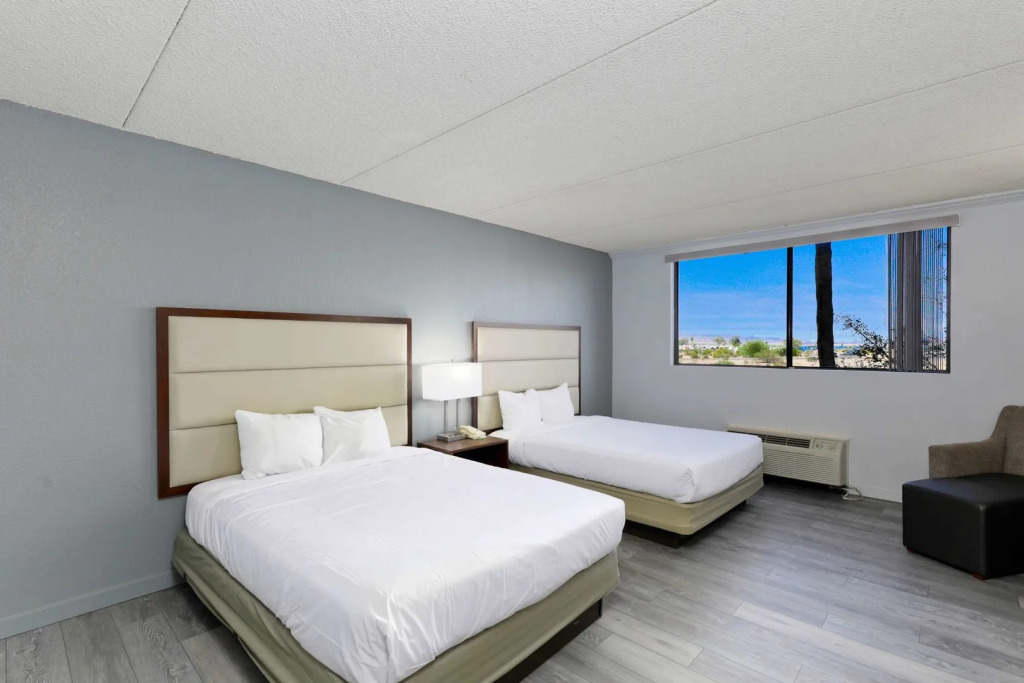 Studio 6 Suites Lake Havasu City AZ