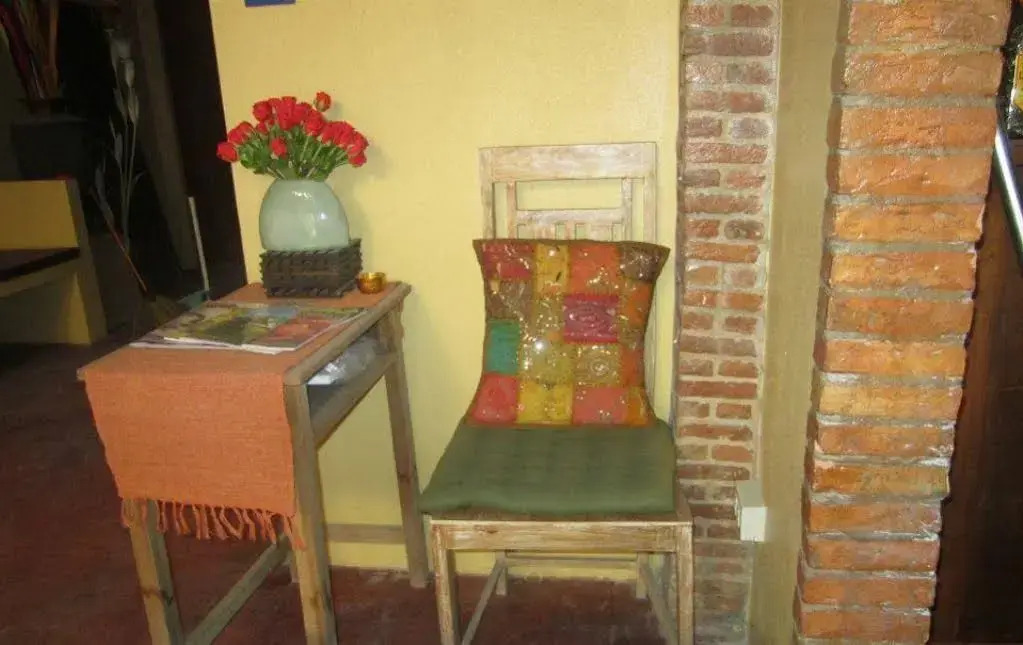 Siam Tulip Guesthouse & Restaurant