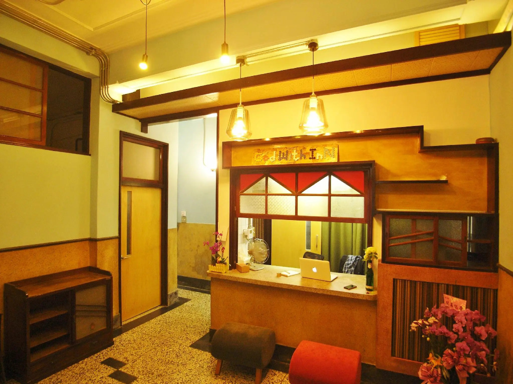 With Inn Hostel