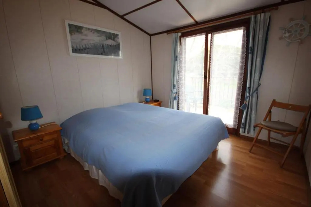 Domaine de vacances à 600m de la plage animations piscines en supplément villa climatisée 3 chambres 5 couchages WIFI LRPDSG12