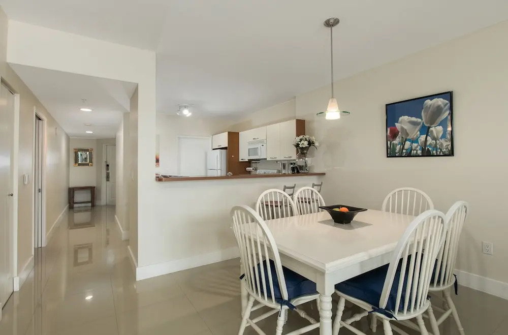 Le Marina Bay 1009 by Go Florida Condo, Sunny Isles