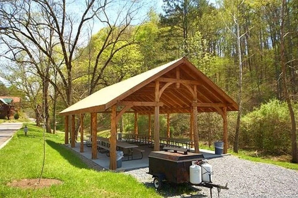 Adorable Shut'er Inn 1 Bedroom Cabin