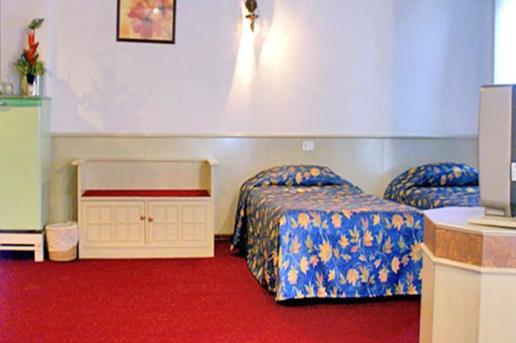 Royal Palace Hotel