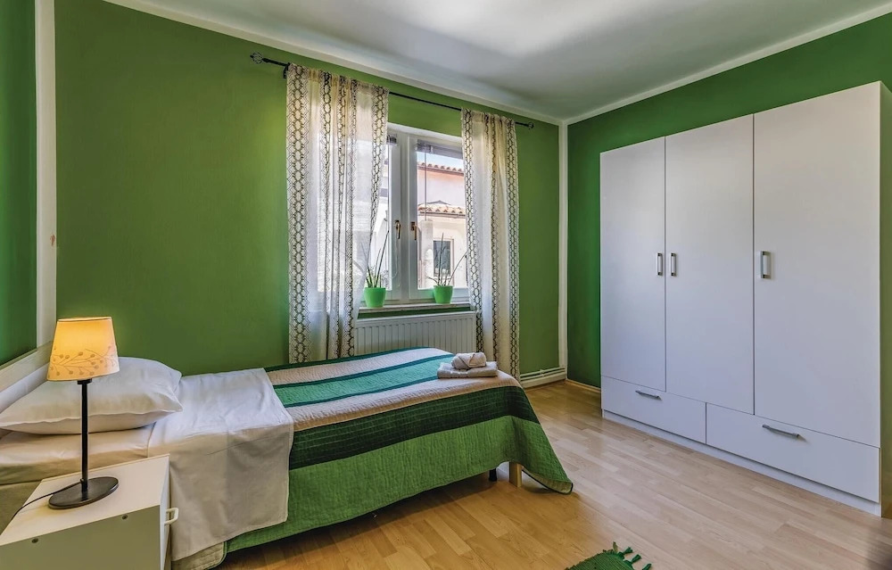 Stunning Home in Pula With Wifi and 2 Bedrooms