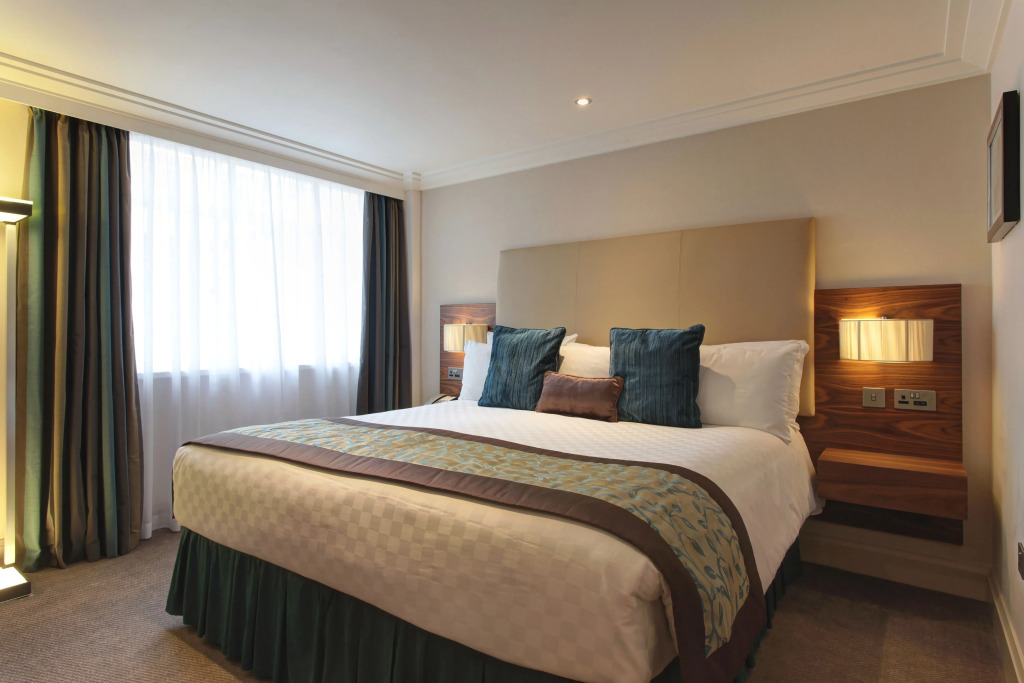The Marble Arch Hotel, by Thistle