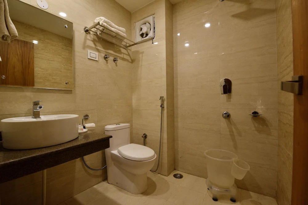 OYO 17099 Ambika Residency