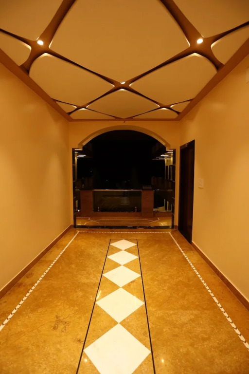 Ishwar Nain Hotel