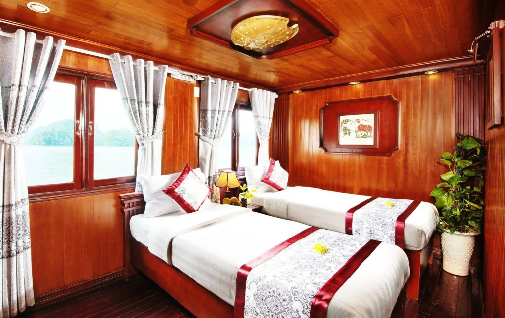 Scorpion Cruise
