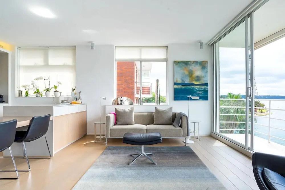 2 Bedroom Apartment with Bay View