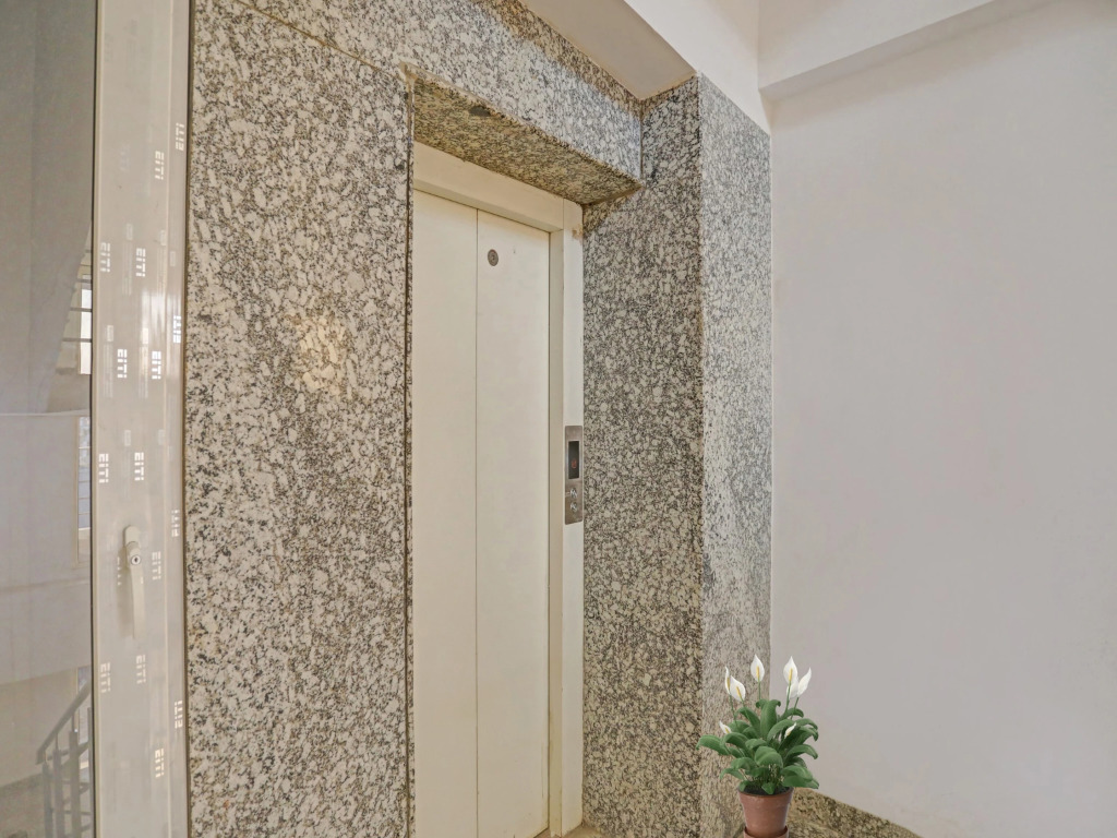 Hotel The Rasa at Vasundhara
