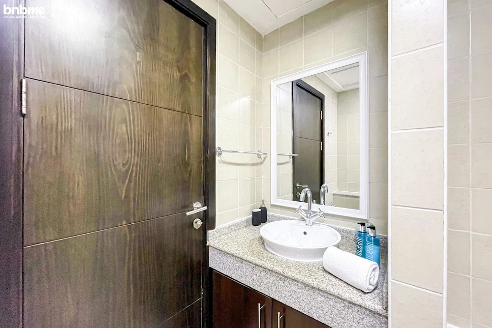 2B-Torch Tower-4408 by bnbme homes