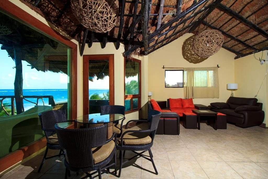 Kiras Beach House