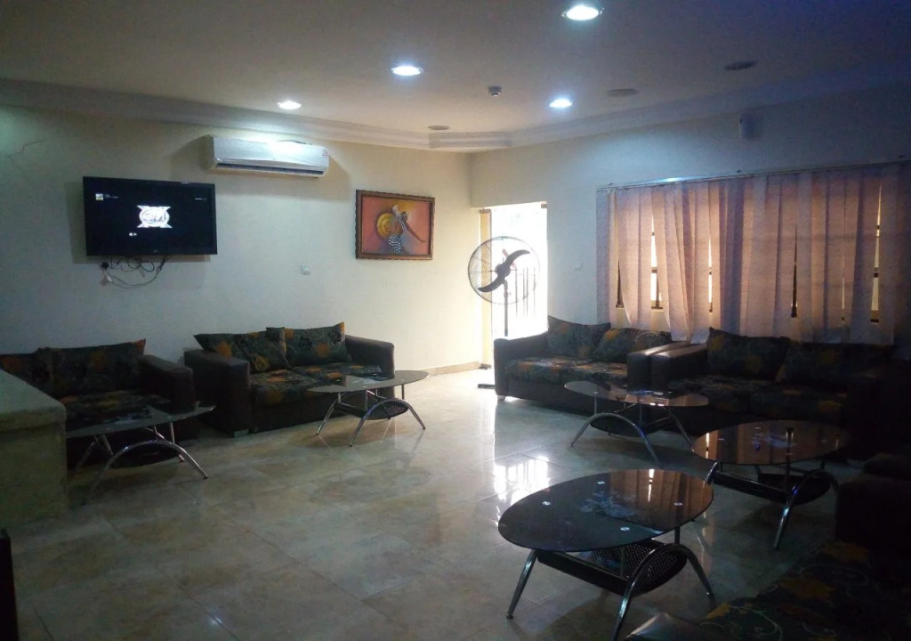 Orchard Hotel