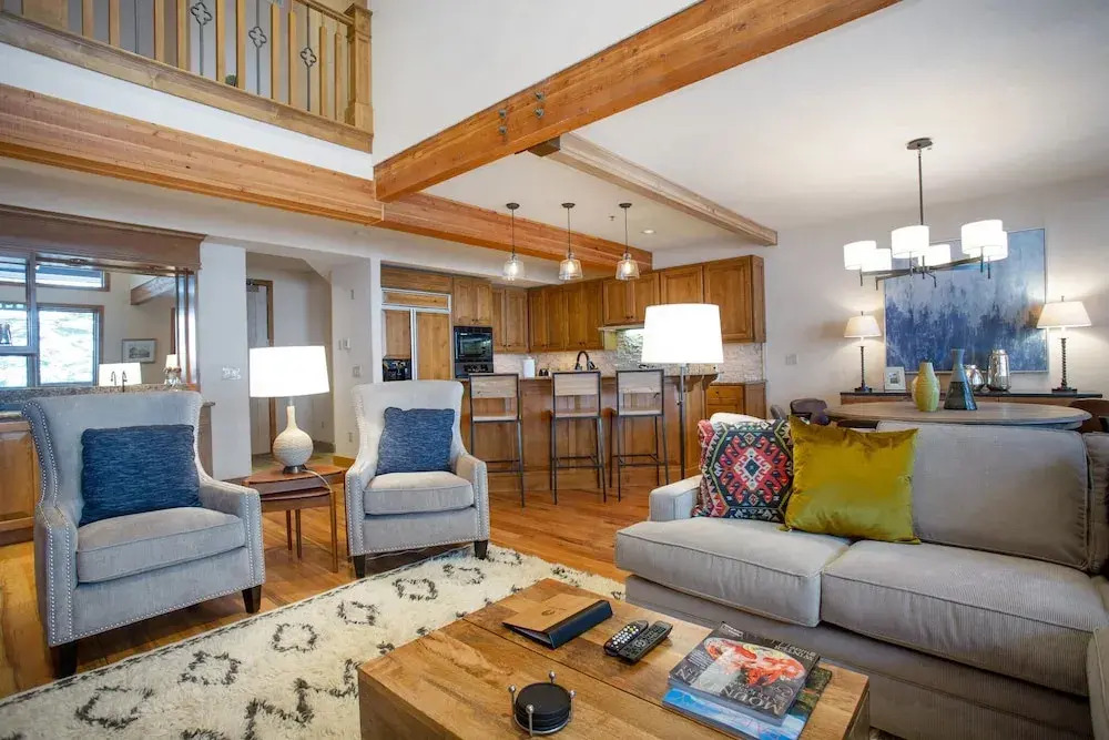 Sterling Lodge at Deer Valley Resort - Three Bedroom Condo with Hot Tub #108 3 Condo