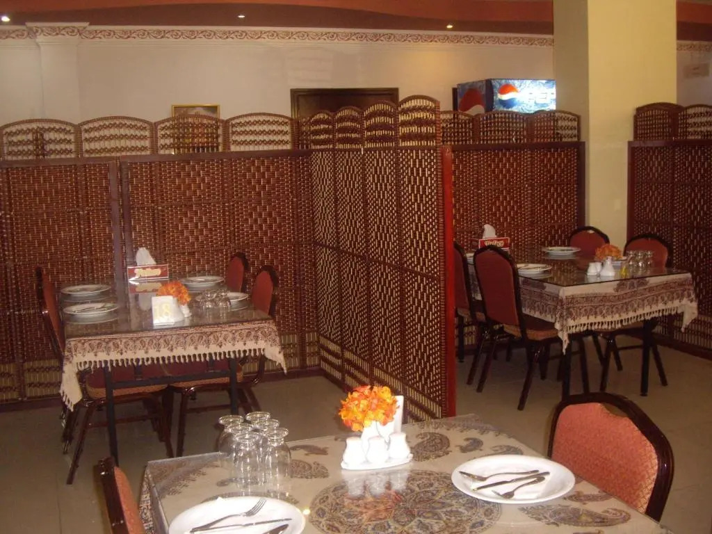 Gulf Crown Hotel Apartment