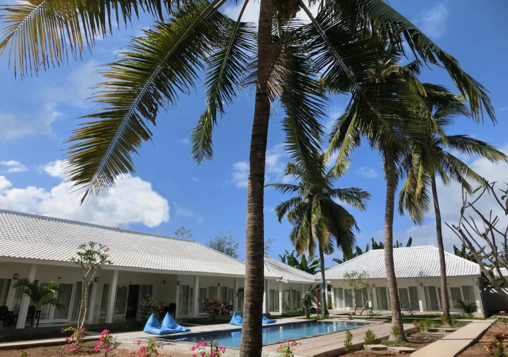 Lombok Holiday Hotel