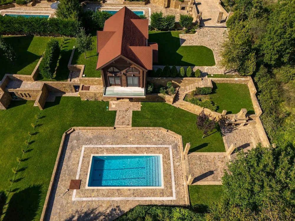 Evritos Villas & Suites with Pool