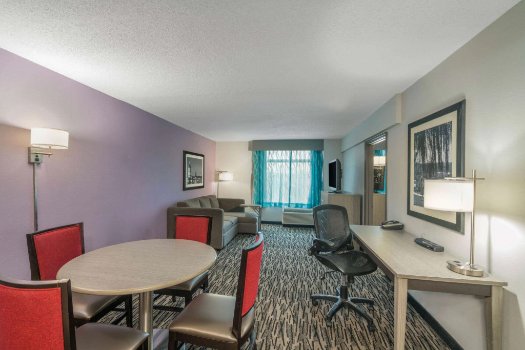 La Quinta by Wyndham Clarksville