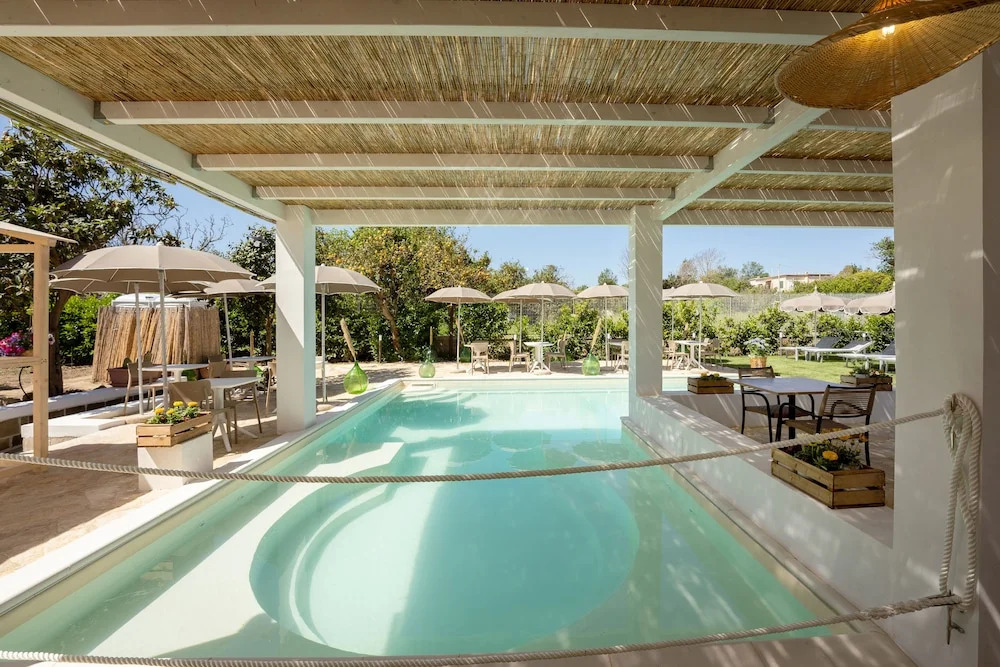 Cala Cala Rooms,Restaurant & Farm Experience