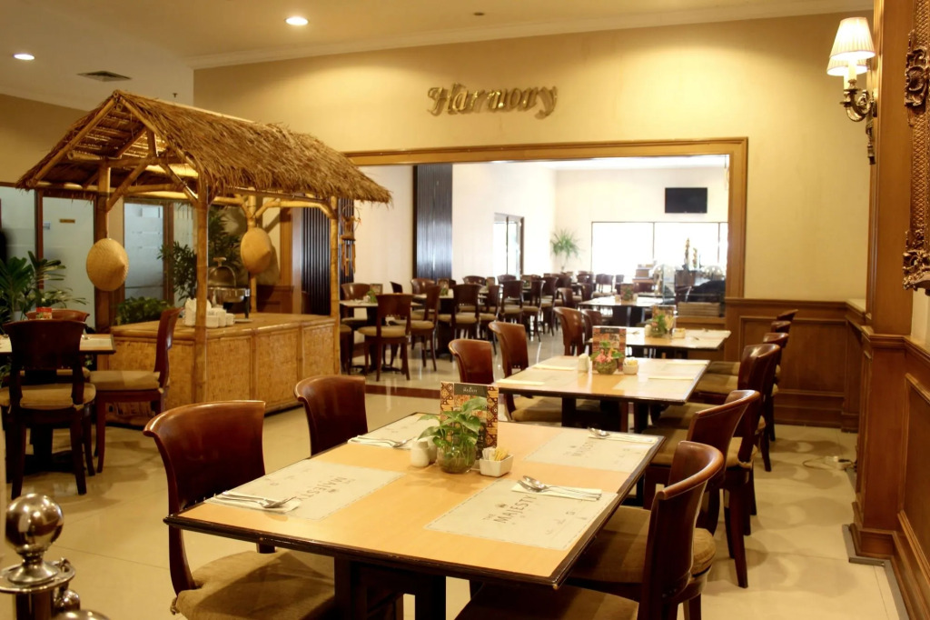 The Majesty Business and Family Hotel