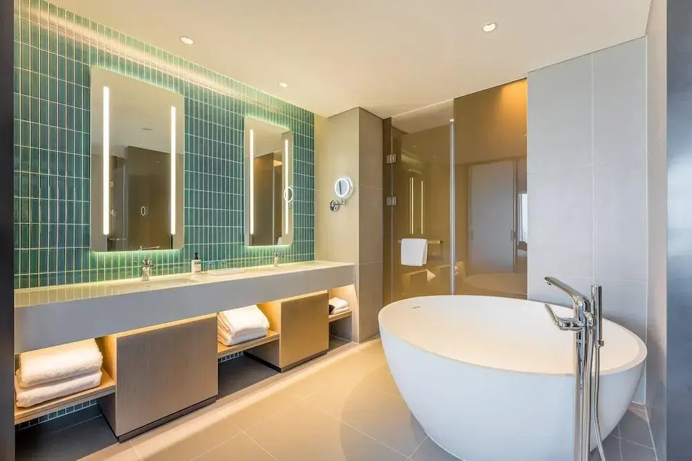Holiday Inn Express Heze City Center By Ihg
