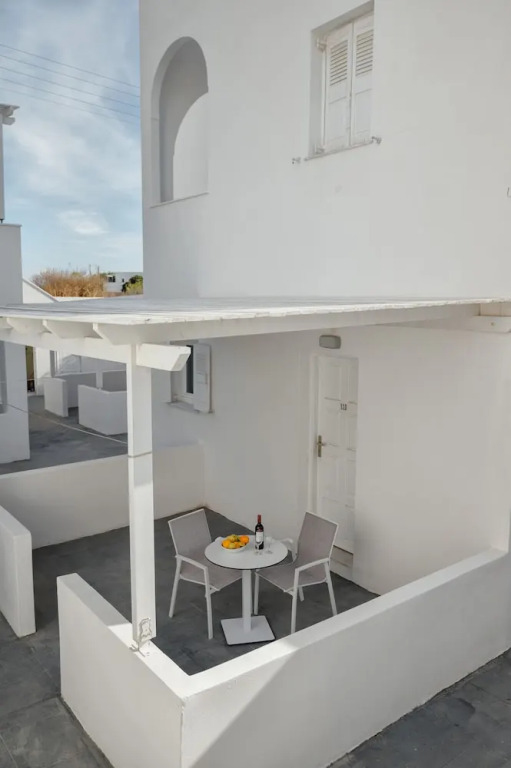 Blue Sapphire Perissa Hotel