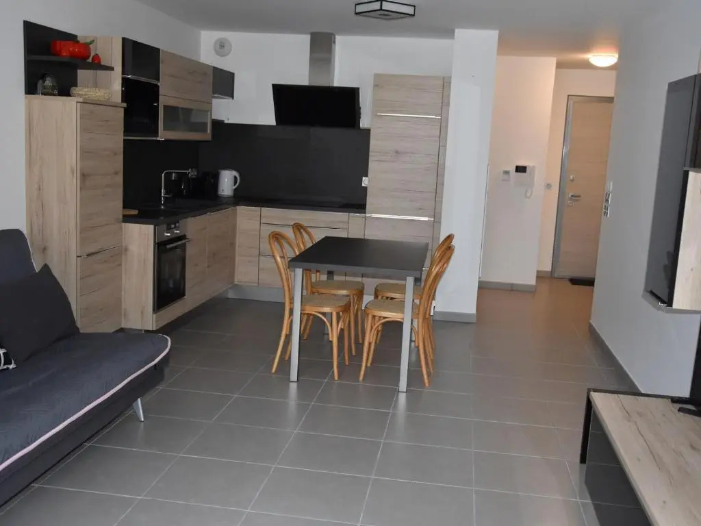 Appartement Bozel, 2 pièces, 4 personnes - FR-1-464-81