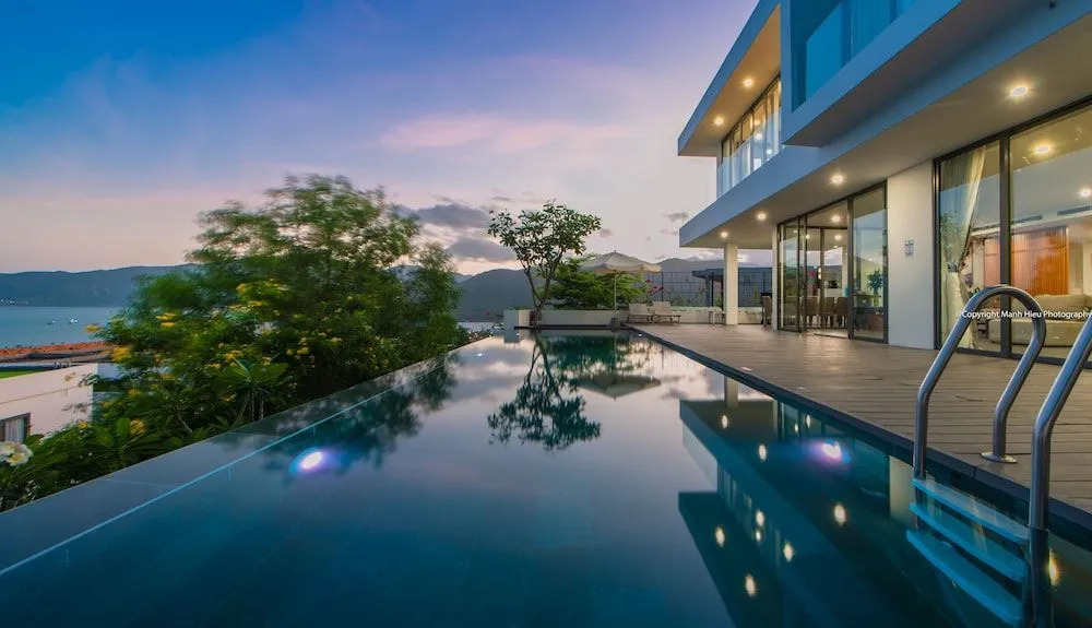Casa Blanca Villas