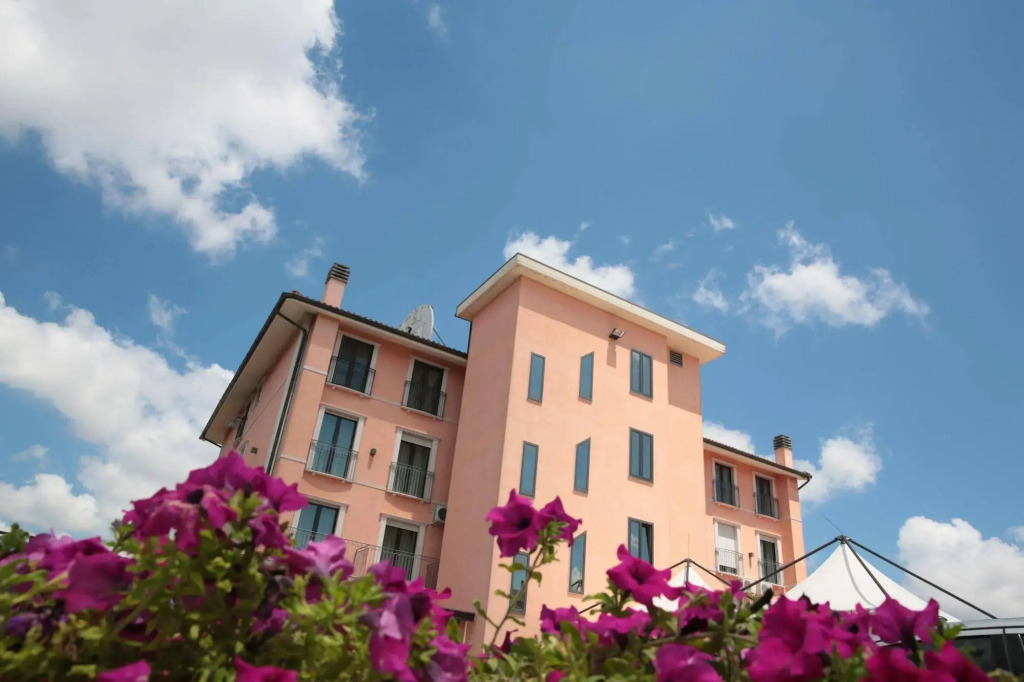 Hotel Leon - Ristorante Al Cavallino Rosso