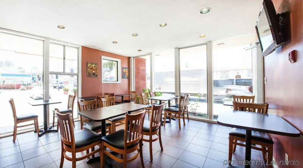 La Luna Inn, an Ascend Collection Hotel