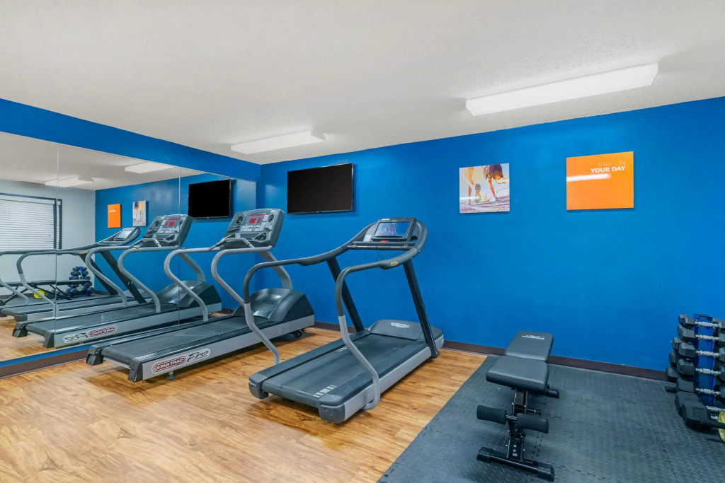 Comfort Inn & Suites Sheboygan I-43