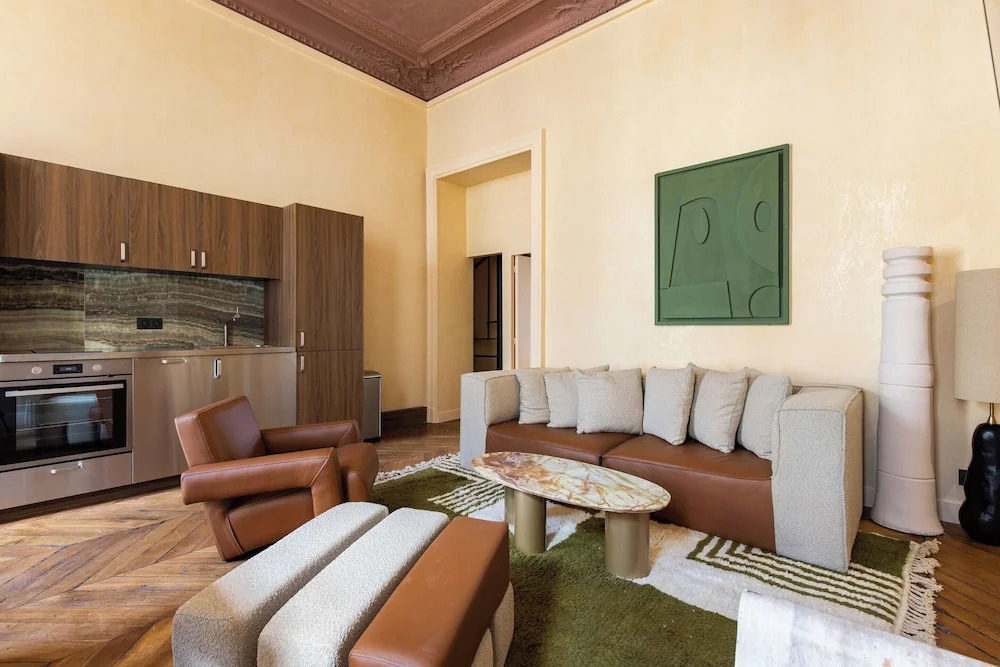 Exclusive Hotels